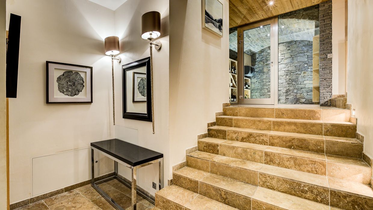 Luxury-Ski-Chalet-Morzine-Bouquetin-OSC- Stairs.jpg