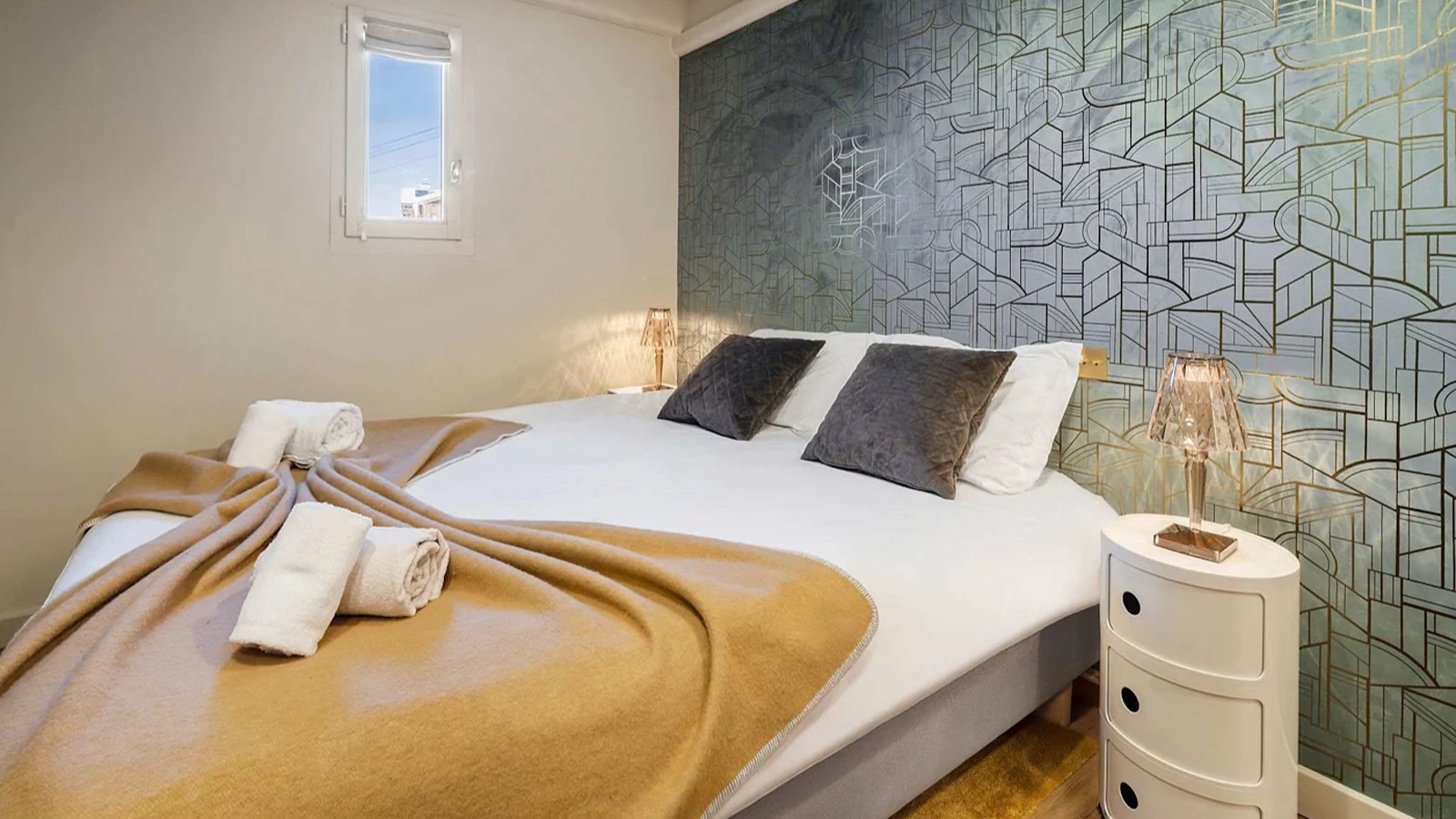 Luxury-Ski-Chalet-Val-Thorens-Emeraude-1-Bedroom-Oxford-Ski21.jpeg