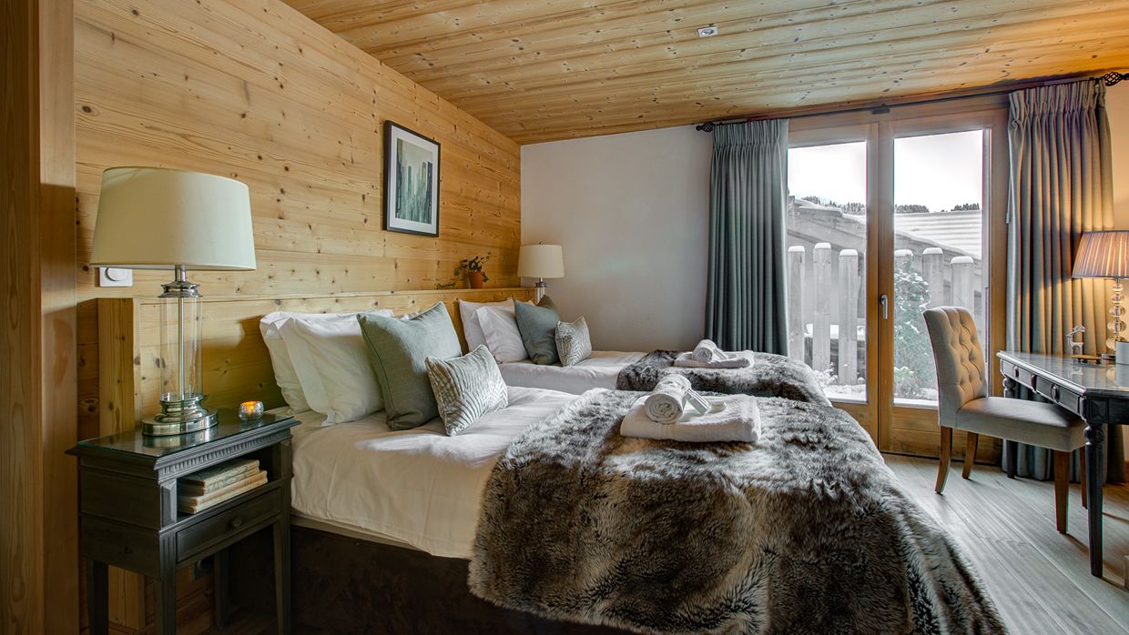 Luxury-Ski-Chalet-Morzine-Bouquetin-OSC- Bedroom (6).jpg