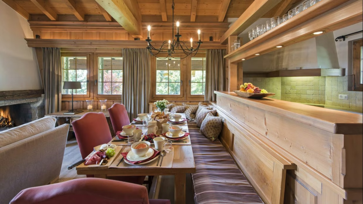 Luxury-Ski-Chalet-Verbier-Ivouette-OSC-Dining.jpg