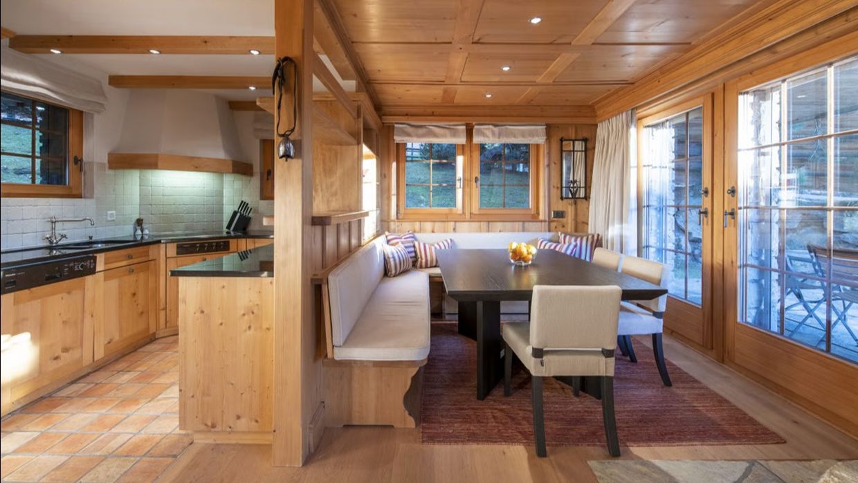 Luxury-Ski-Chalet-Verbier-Ivouette011-OSC-Dining.jpg