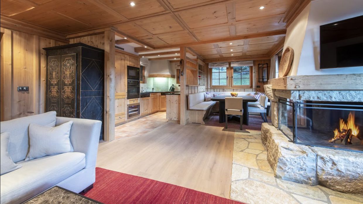 Luxury-Ski-Chalet-Verbier-Ivouette011-OSC-Living.jpg