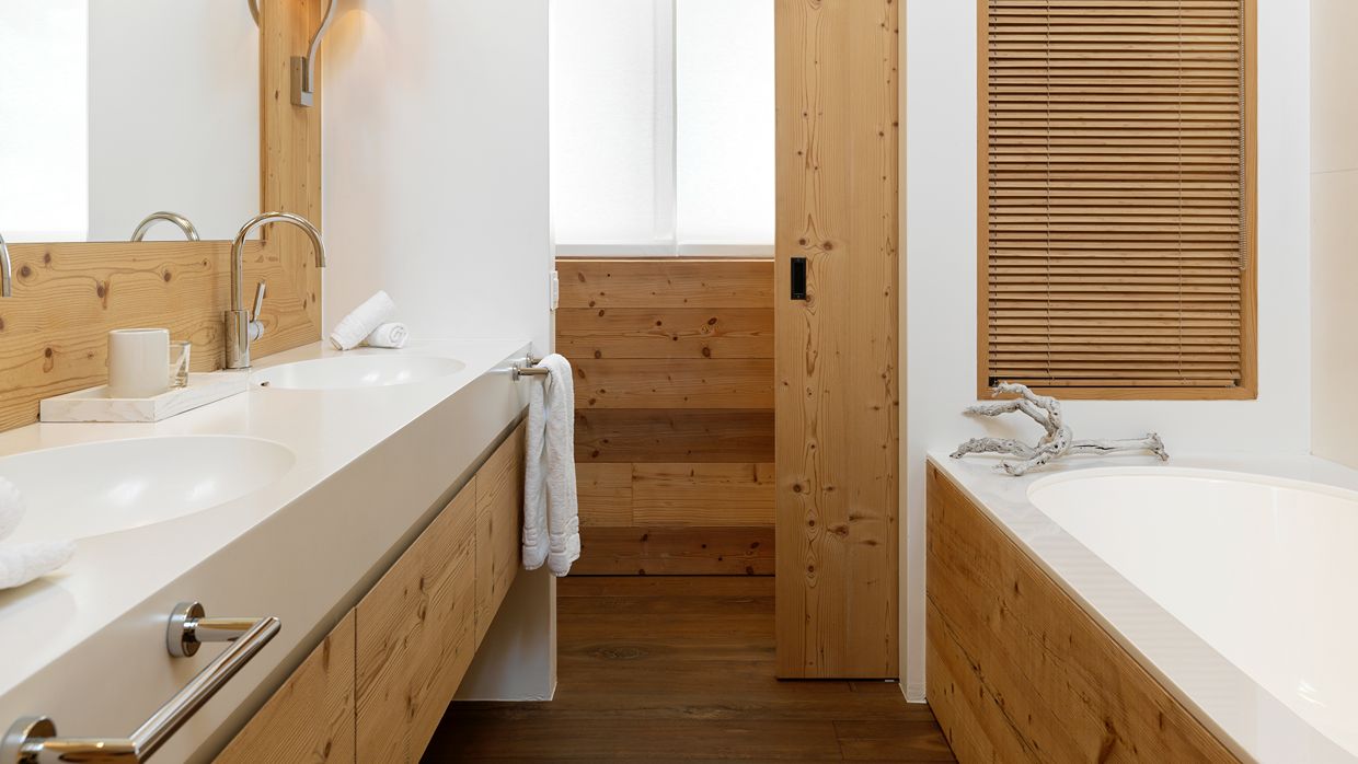 Luxury-Ski-Chaley-PenthouseNabucco-OSC-Bathroom (2).JPG