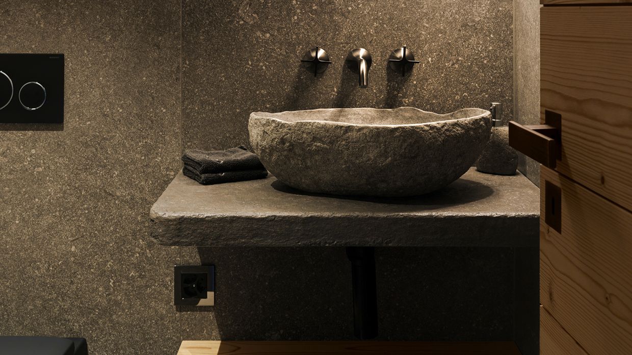 Luxury-Ski-Chaley-PenthouseNabucco-OSC-Bathroom (3).JPG