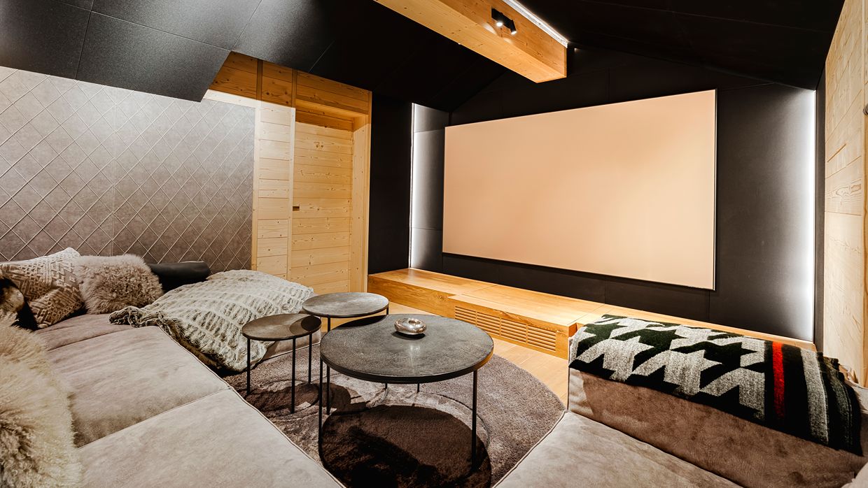 Luxury-Ski-Chaley-PenthouseNabucco-OSC-Lounge.jpg