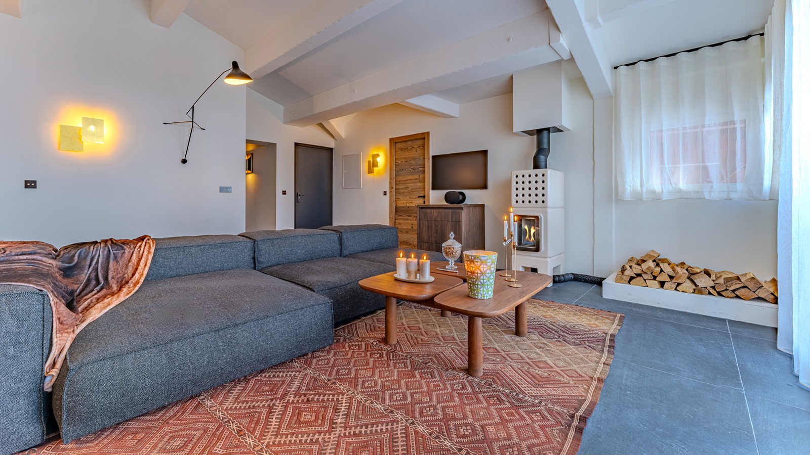 Luxury-Ski-Chalet-Val-Thorens-Oxford-Ski-Lounge2.jpg