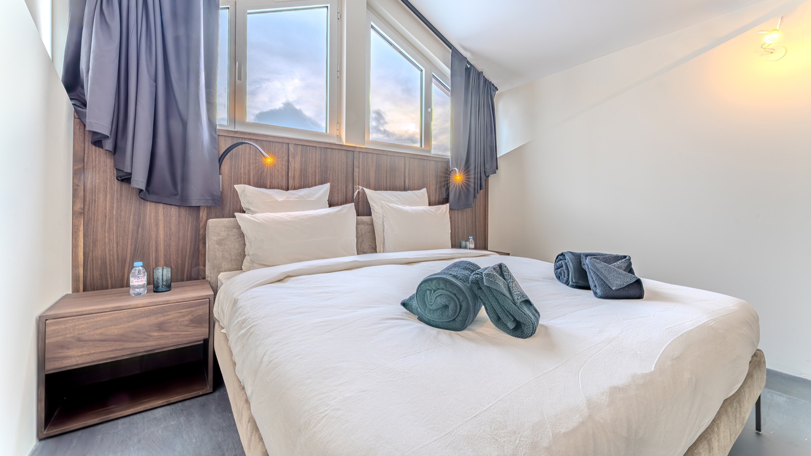 Luxury-Ski-Chalet-Val-Thorens-Oxford-Ski-Bedroom14.jpg
