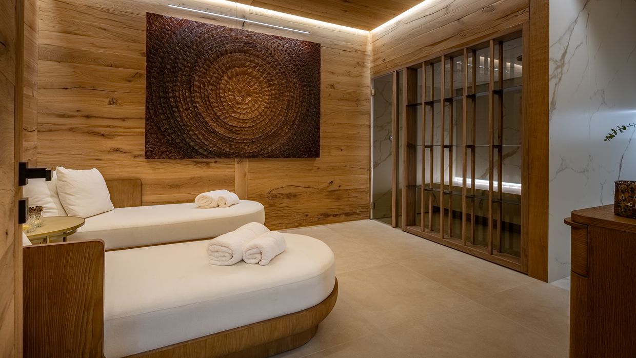 Luxury-Ski-Les Etoilesd'Amon-OSC-Massage (2).jpg