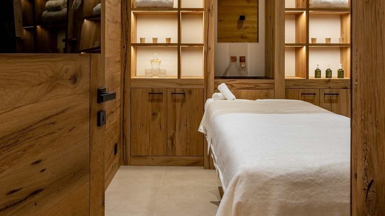 Luxury-Ski-Les Etoilesd'Amon-OSC-Massage.jpg