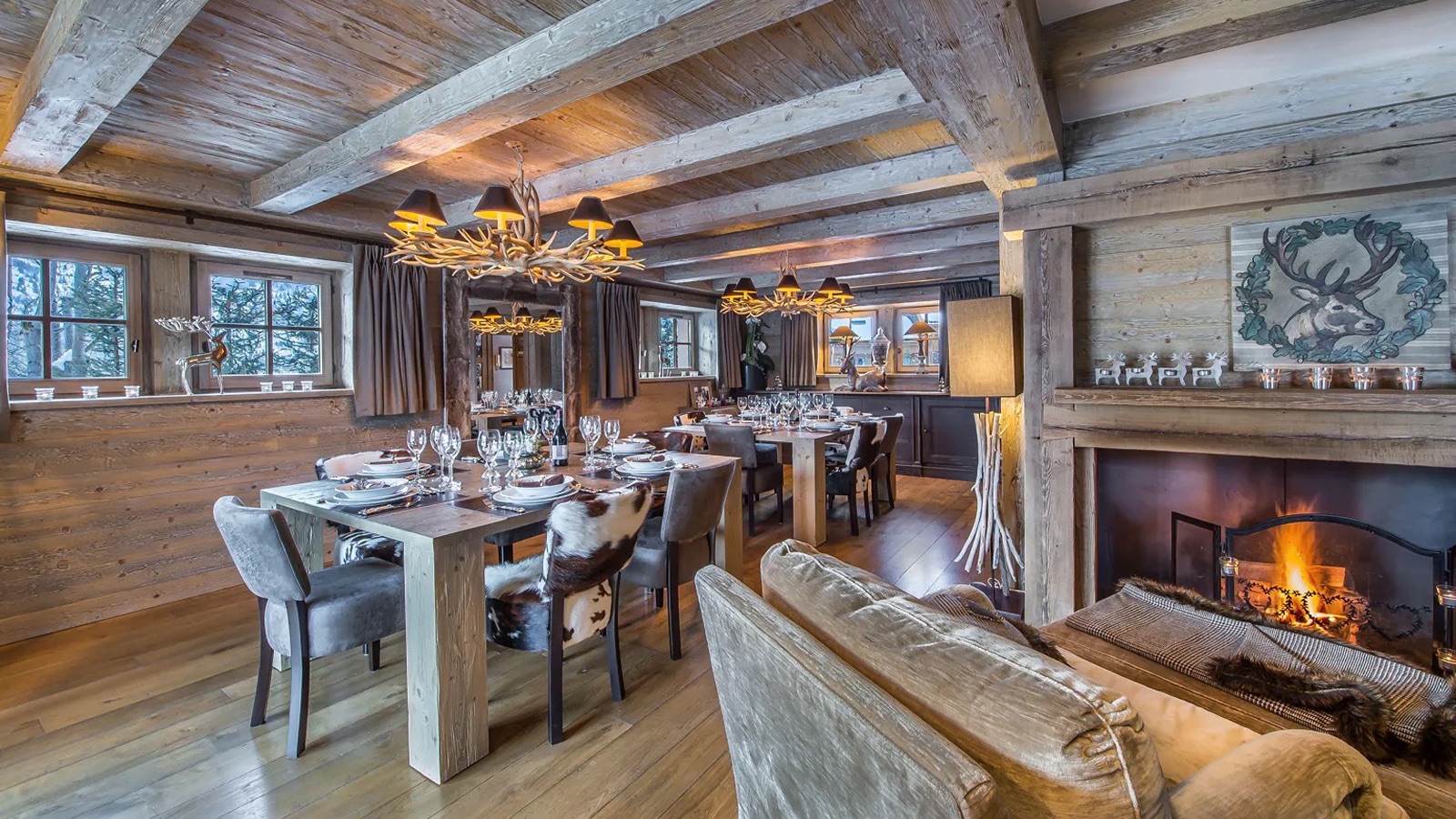 Luxury-Ski-Chalet-Meribel-Chalet-Hadrien-Oxford-Ski-Dining.jpg