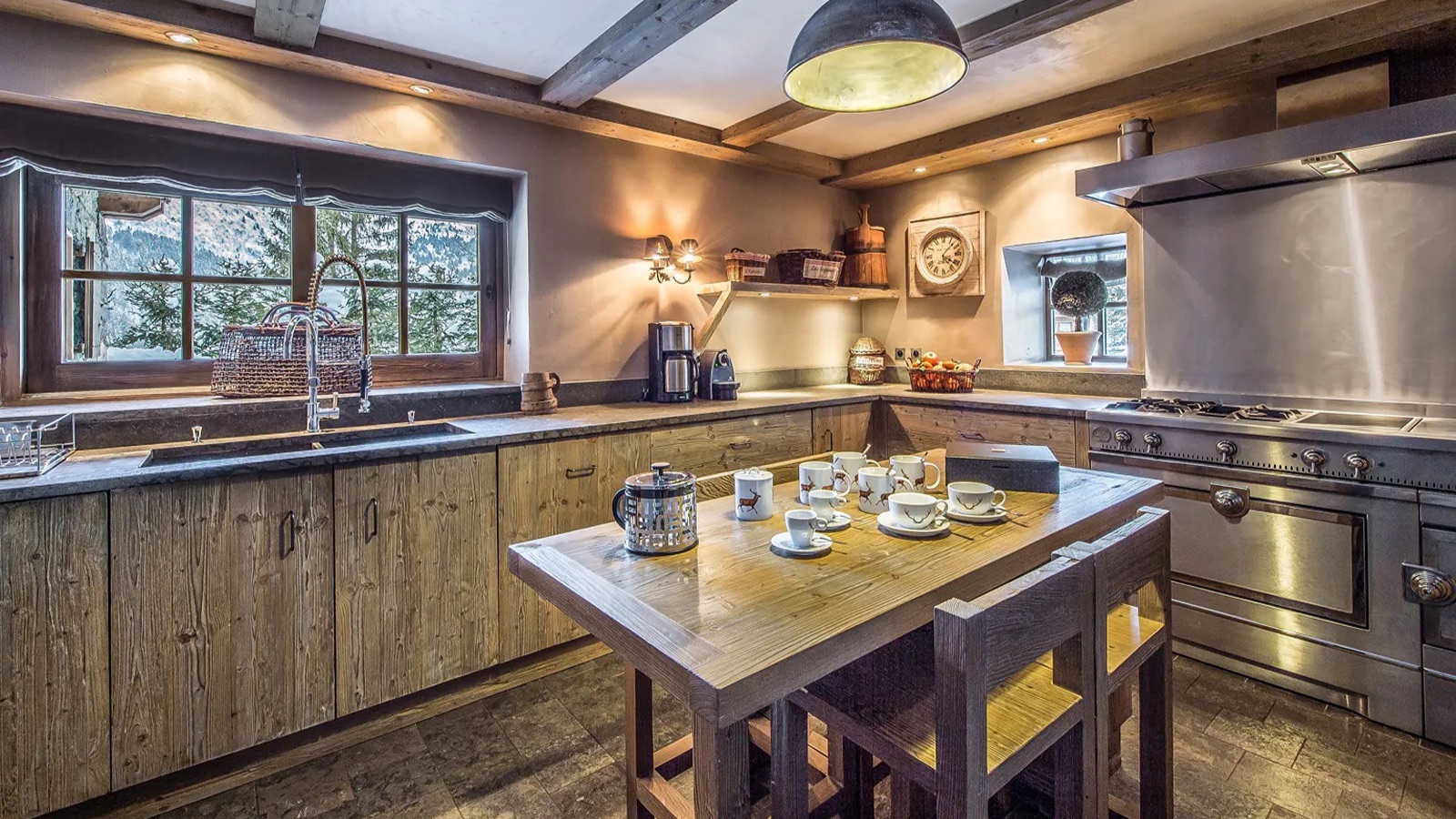 Luxury-Ski-Chalet-Meribel-Chalet-Hadrien-Oxford-Ski-Kitchen6.jpg