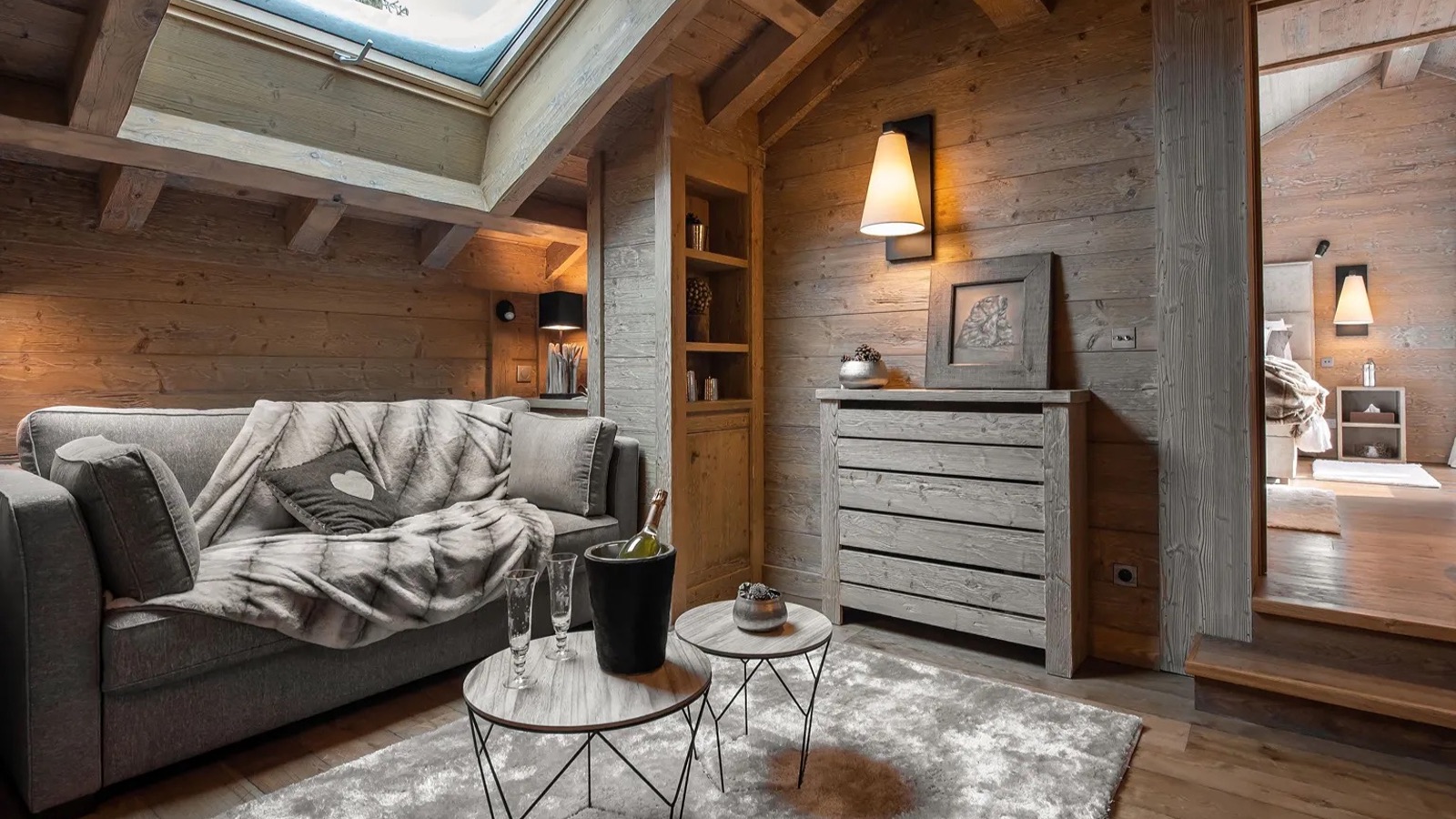 Luxury-Ski-Chalet-Meribel-Chalet-Hadrien-Oxford-Ski-Suite.jpg