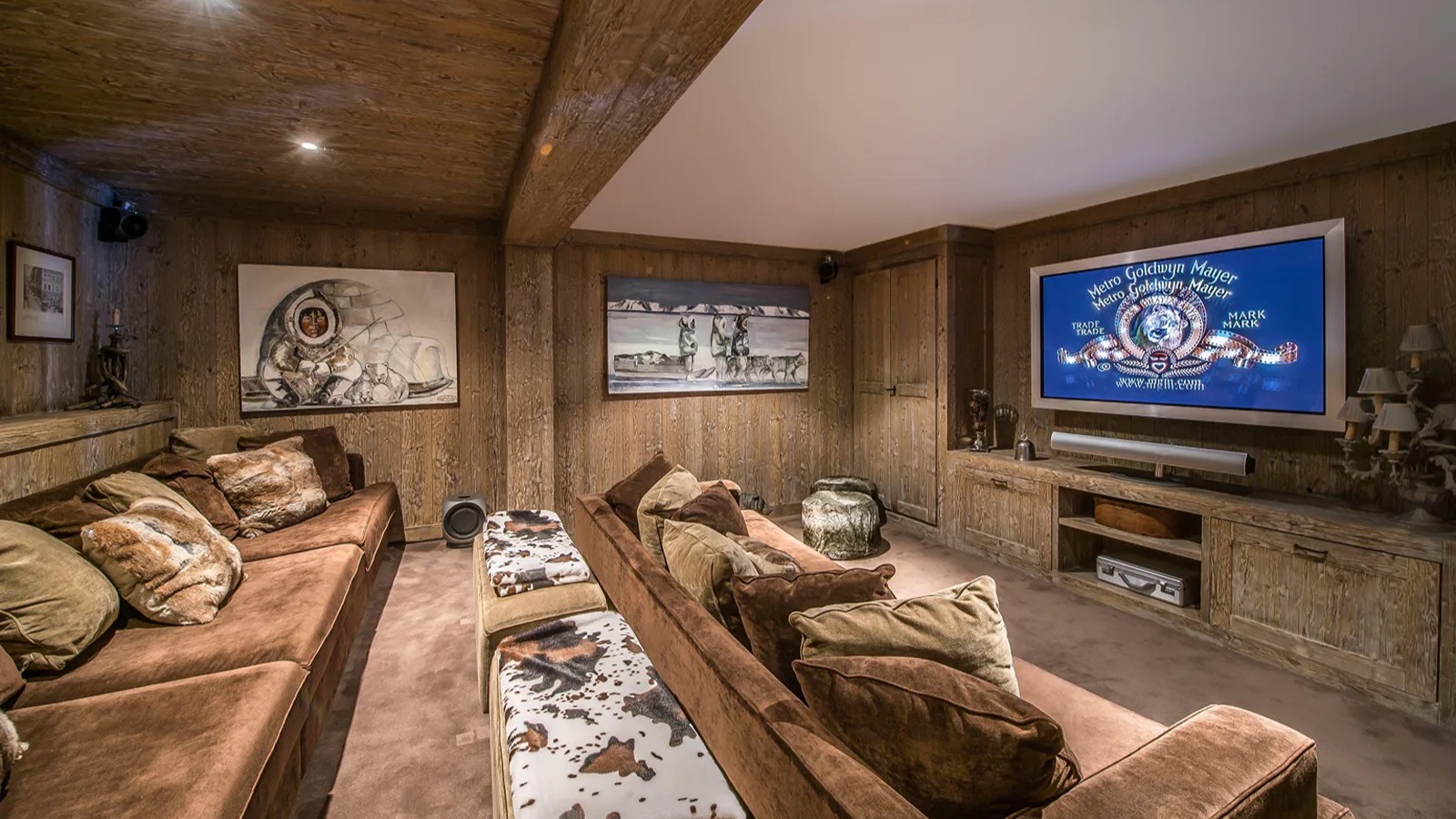 Luxury-Ski-Chalet-Meribel-Chalet-Hadrien-Oxford-Ski-Cinema.jpg