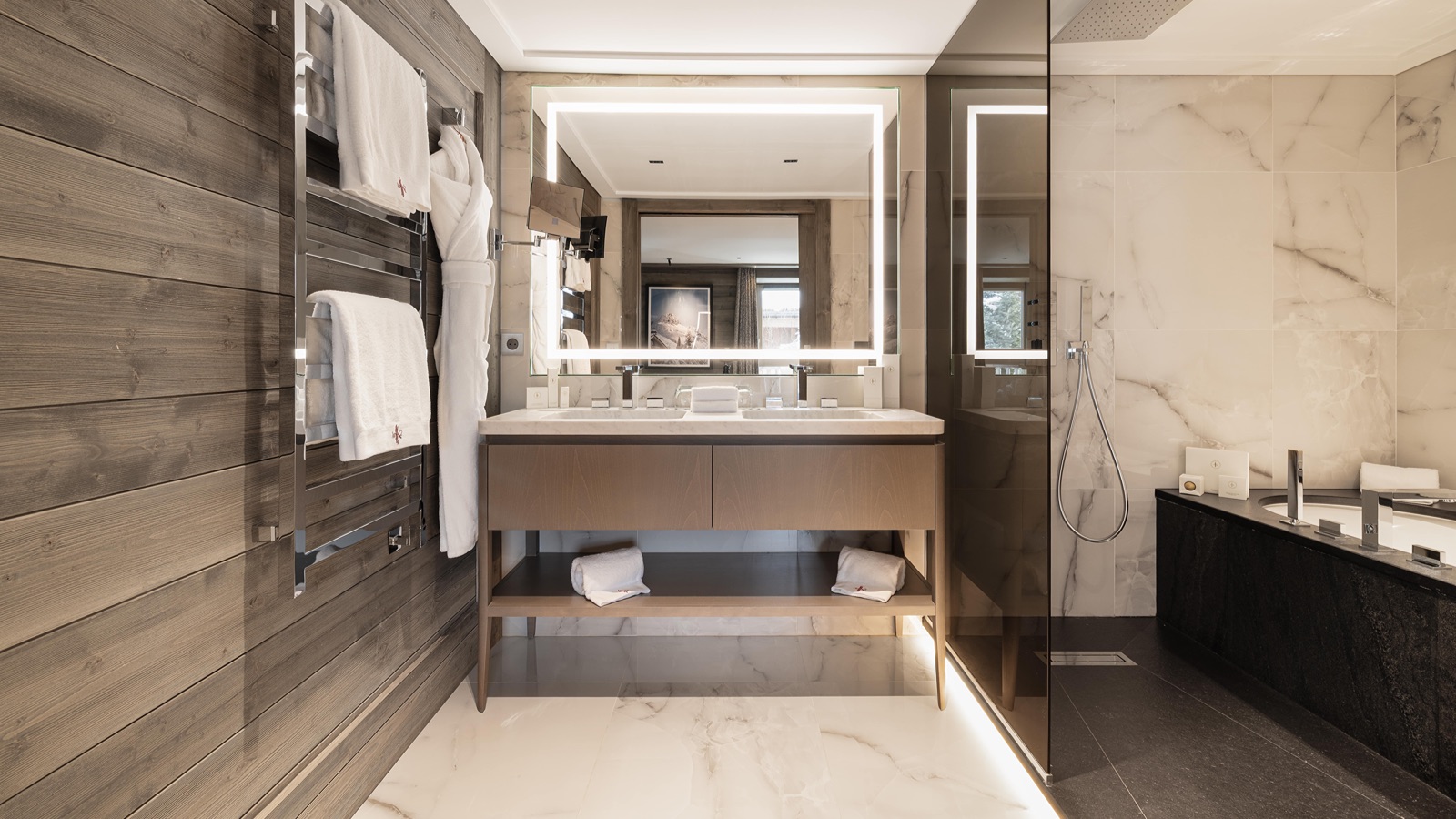 Luxury-Ski-Hotel-Val-D-Isere-Le-K2-Chogori-Oxford-Ski-Bathroom.JPG