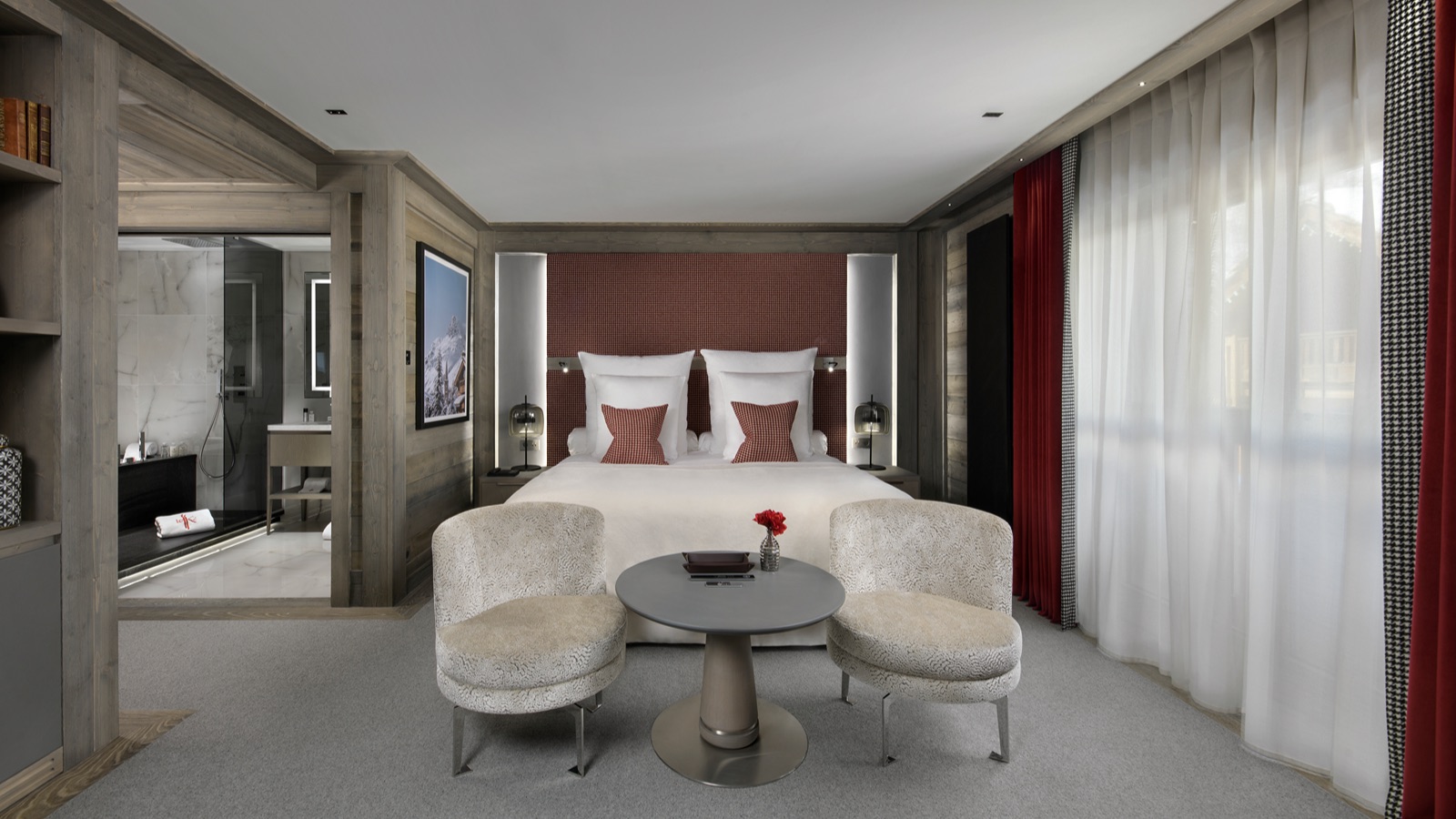 Luxury-Ski-Hotel-Val-D-Isere-Le-K2-Chogori-Oxford-Ski-Bedroom5.jpg