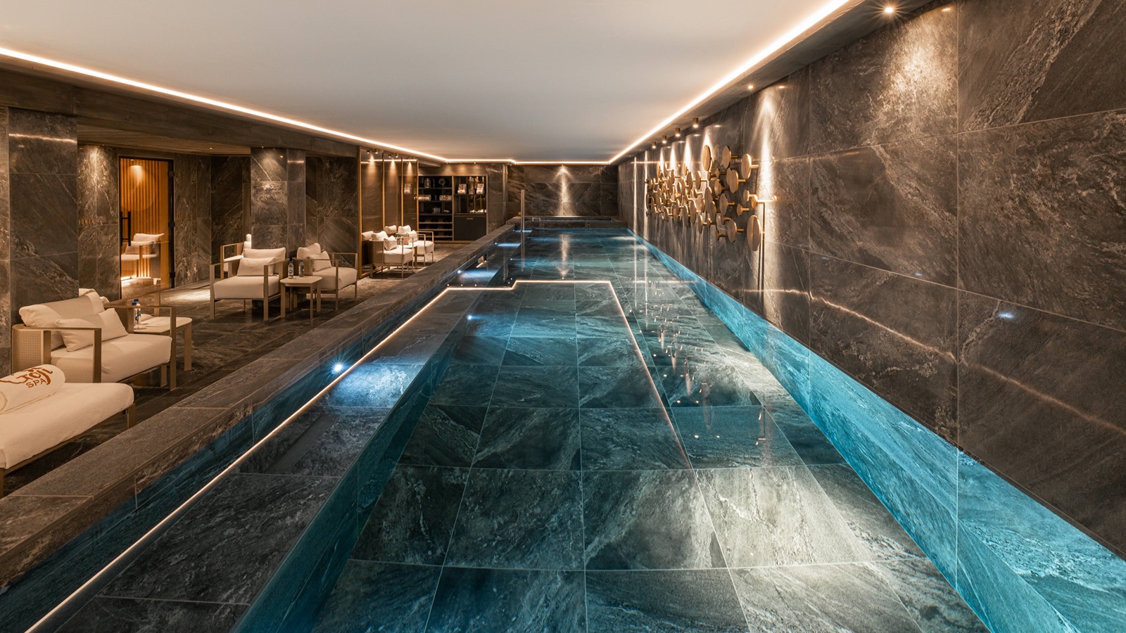 Luxury-Ski-Hotel-Val-D-Isere-Le-K2-Chogori-Oxford-Ski-Pool2.jpg