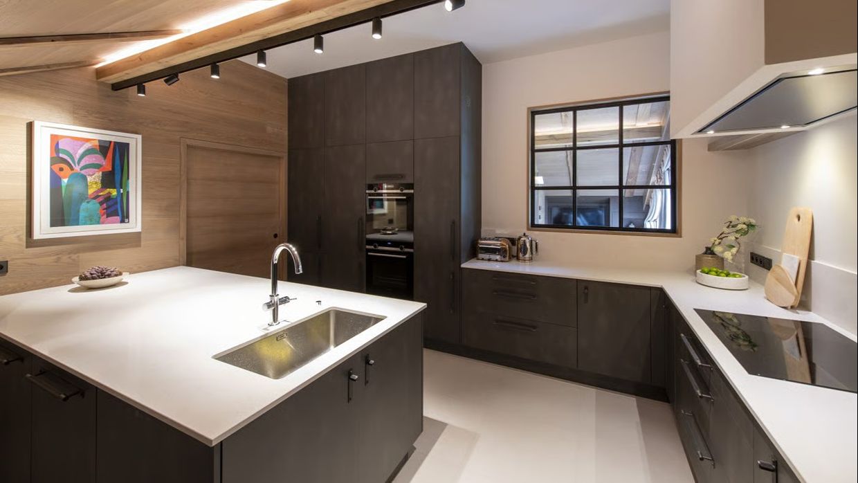 Luxury-Ski-Chalet-Meribel-La-Loze-OSC-Kitchen.jpg