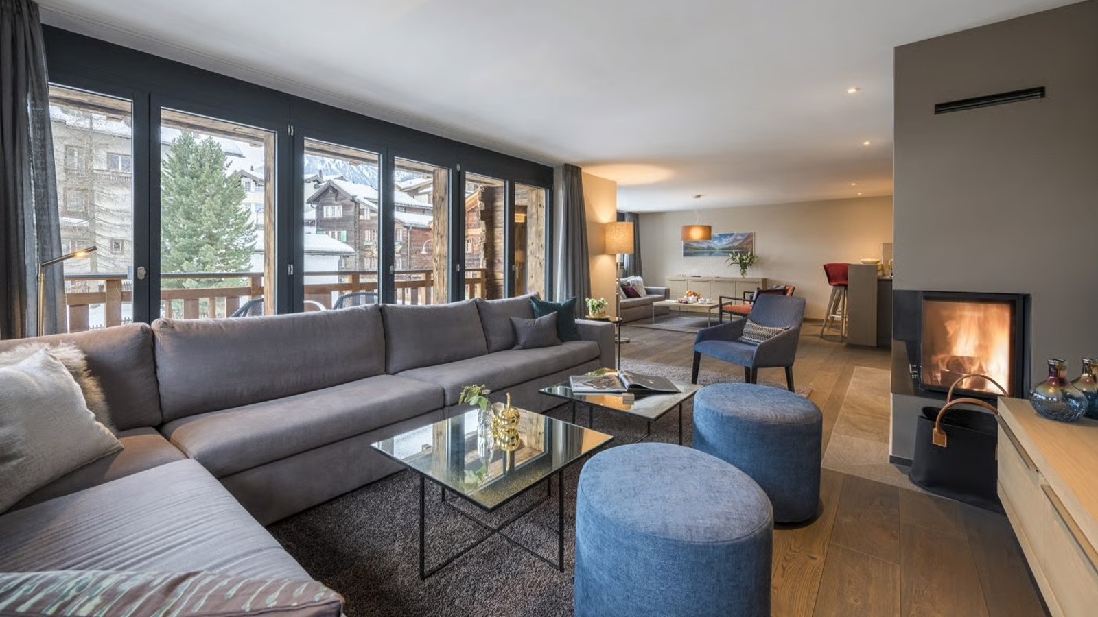 Luxury-Ski-Chalet-Zermatt-Christiana-Residence-Oxford-Ski-Lounge2.jpg