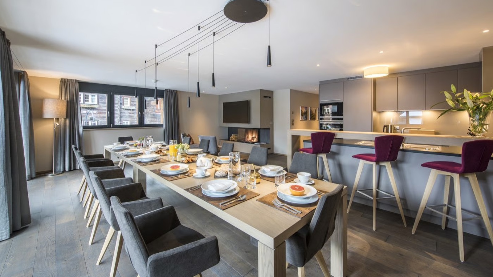Luxury-Ski-Chalet-Zermatt-Christiana-Residence-Oxford-Ski-Dining.jpg
