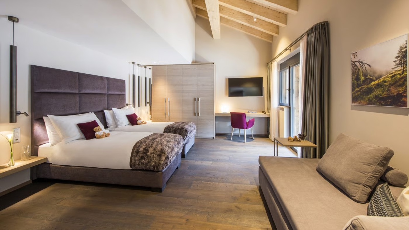 Luxury-Ski-Chalet-Zermatt-Christiana-Residence-Oxford-Ski-Bedroom5.jpg