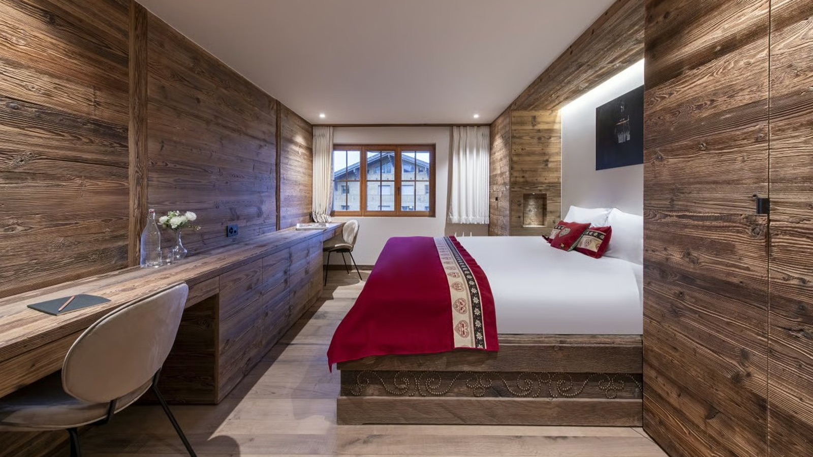 Luxury-Ski-Chalet-Verbier-Apartment-Lussy-Oxford-Ski-Bedroom5.jpg