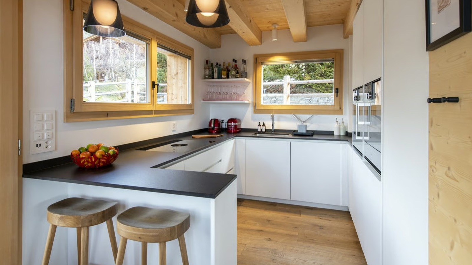 Luxury-Ski-Chalet-Verbier-Chalet-Melilot-Oxford-Ski-Kitchen.jpg