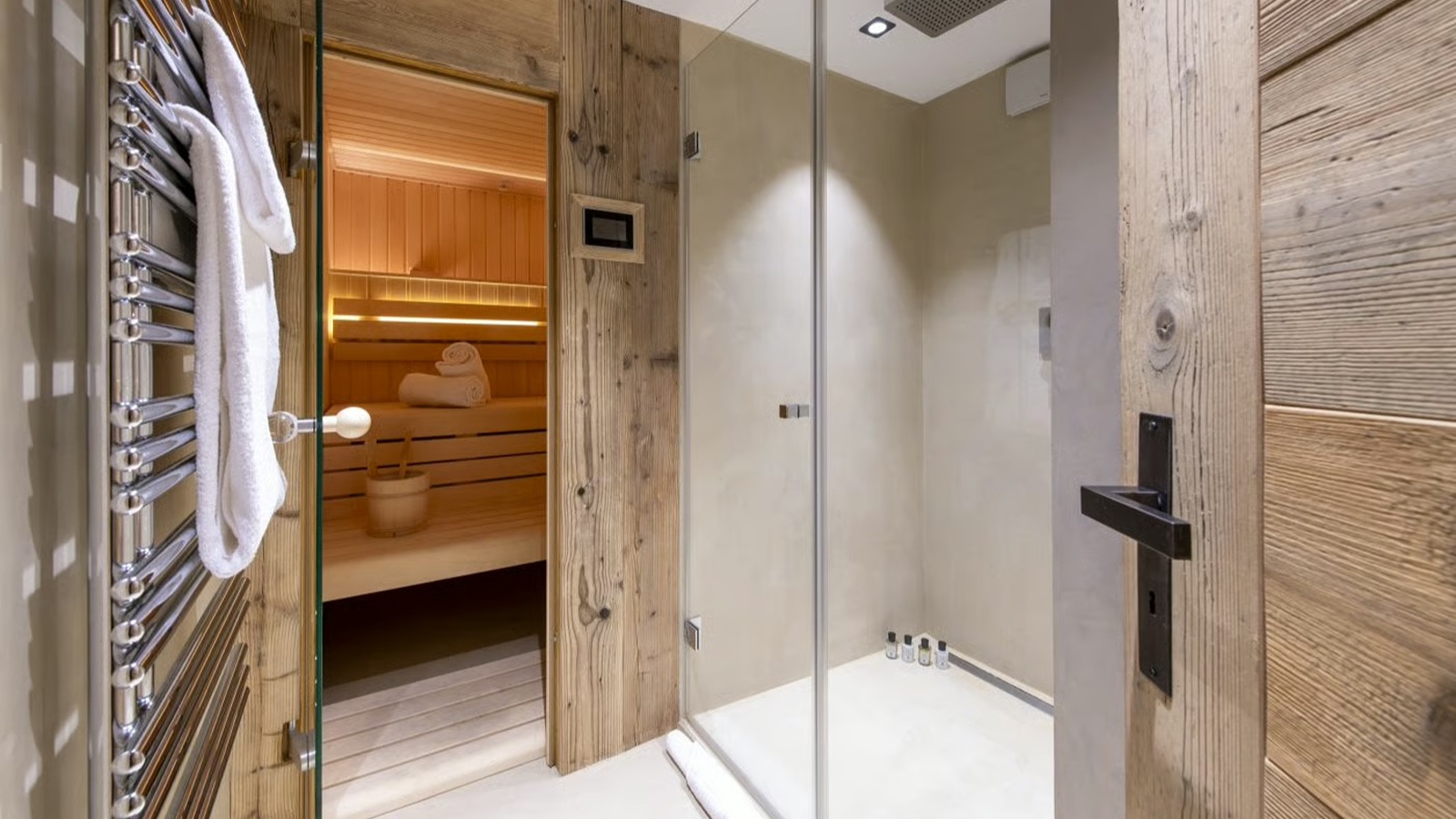 Luxury-Ski-Chalet-Verbier-Chalet-Clambinet-Oxford-Ski-Sauna.jpg