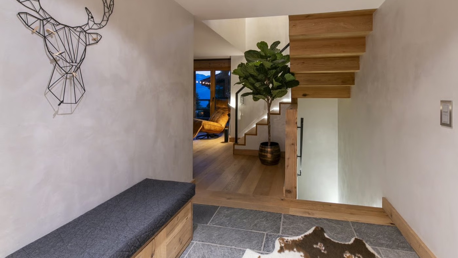 Luxury-Ski-Chalet-Verbier-Chalet-Clambinet-Oxford-Ski-Hall.jpg