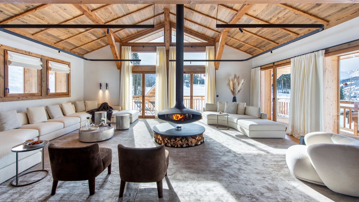 Luxury-Ski-Chalet-Alena-LesGets-OSC-Lounge (8).jpg
