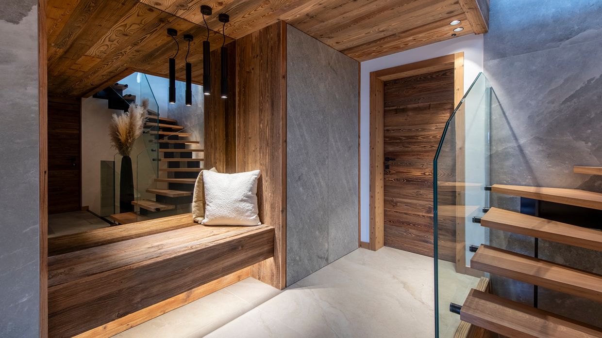 Luxury-Ski-Chalet-Alena-LesGets-OSC-Stairs (1).jpg