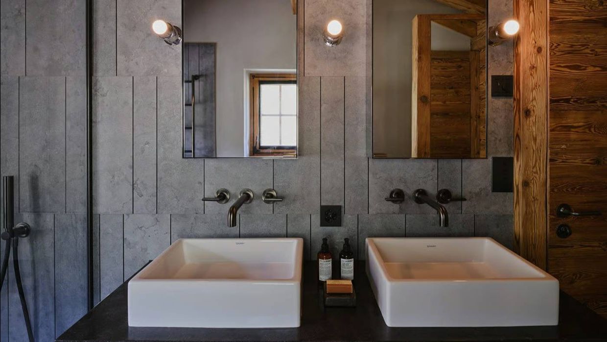Luxury-Ski Chalet-Verbier-ChaletVallonD'Arbi-OSC-Bathroom.jpg