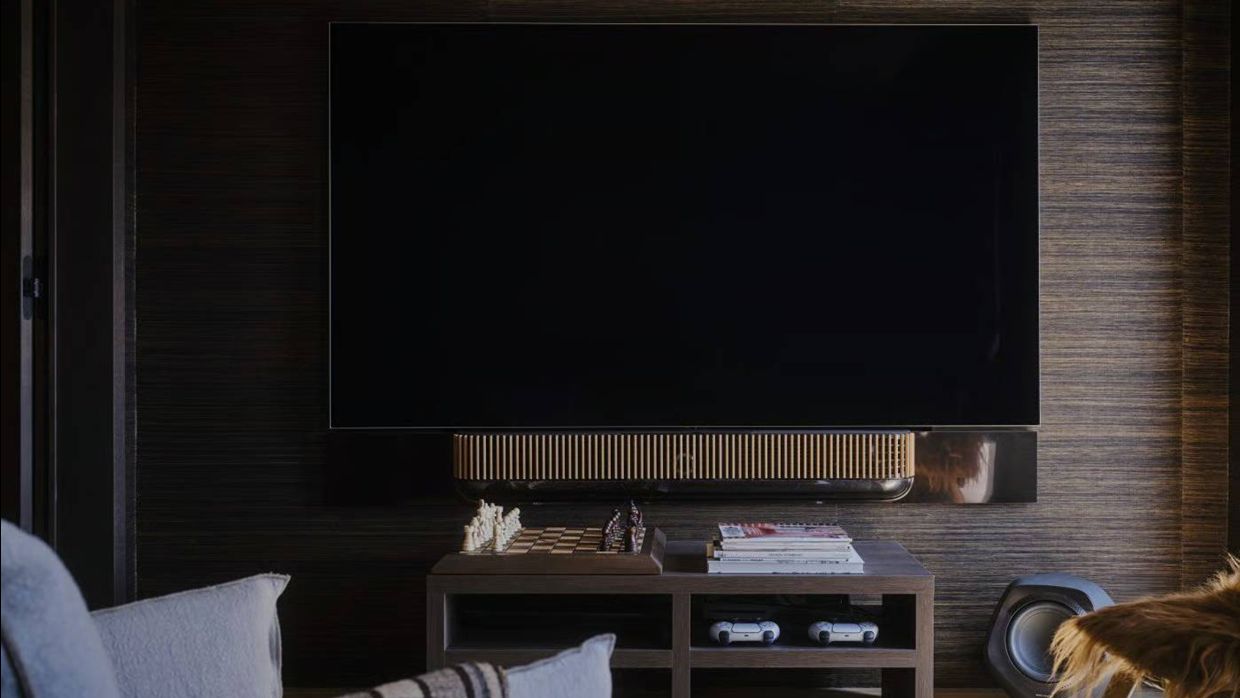Luxury-Ski Chalet-Verbier-ChaletVallonD'Arbi-OSC-TVroom1.jpg