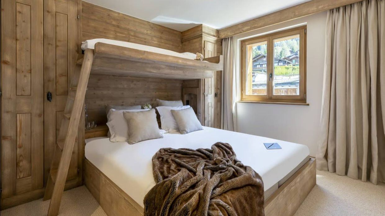 Luxury-Ski Chalet-Verbier-Sorbier118-OSC-Bedroom3.jpg