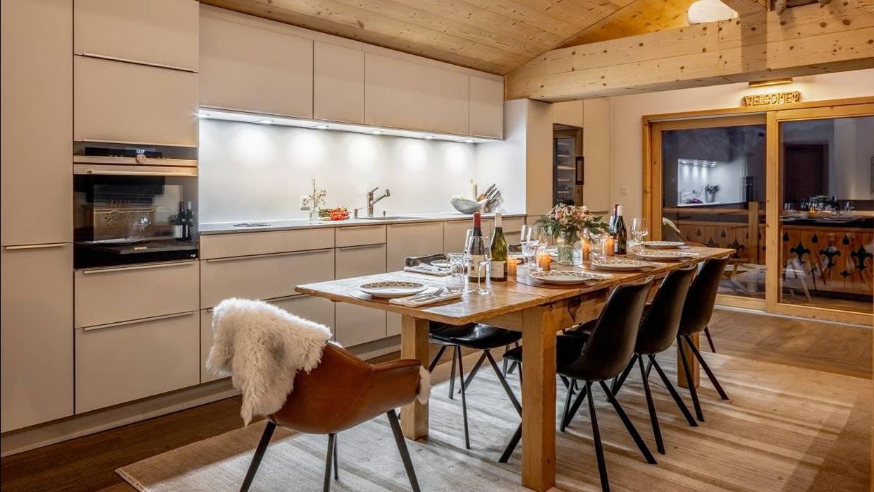 Luxury-Ski-Chalet-Verbier-Chalet Clos d’Abeilles-OSC-Dining1.jpg
