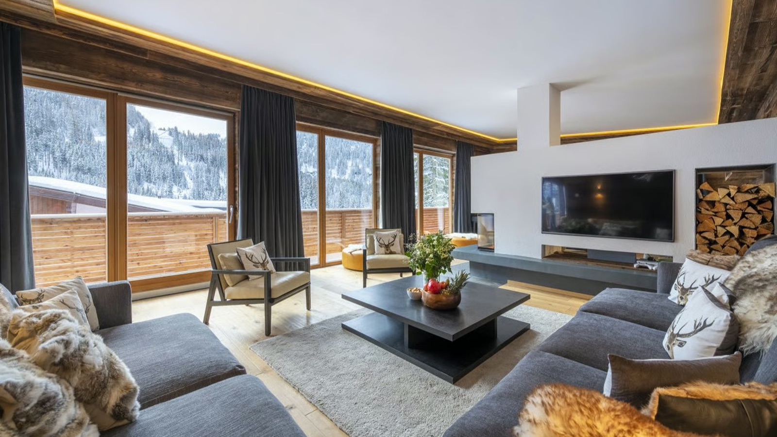 Luxury-Ski-Chalet-St-Anton-Chalet-Bluebird-Oxford-Ski-Lounge9.jpg