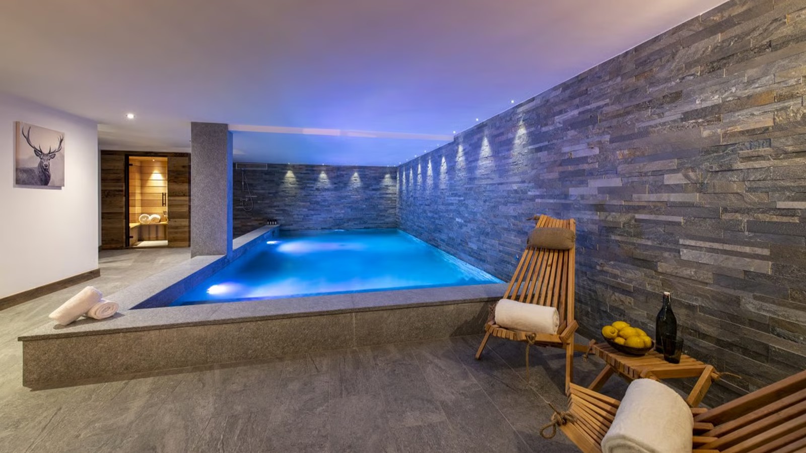 Luxury-Ski-Chalet-Val-d-Isere-Grand-Pre-2-Oxford-Ski-Pool.jpg