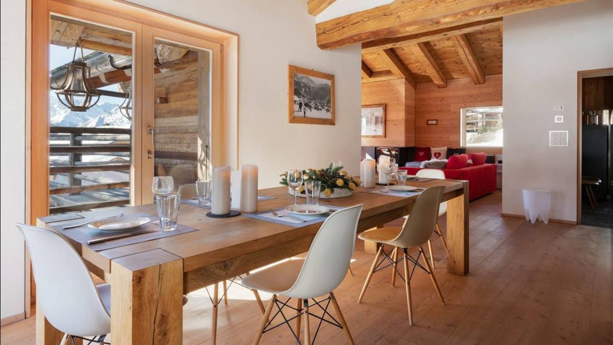Luxury-Ski-Chalet-Verbier-ChaletGranval-OSC-Dining.jpg
