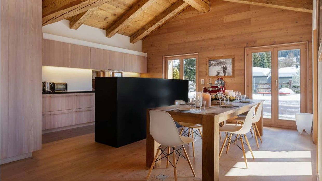 Luxury-Ski-Chalet-Verbier-ChaletGranval-OSC-Dining1.jpg