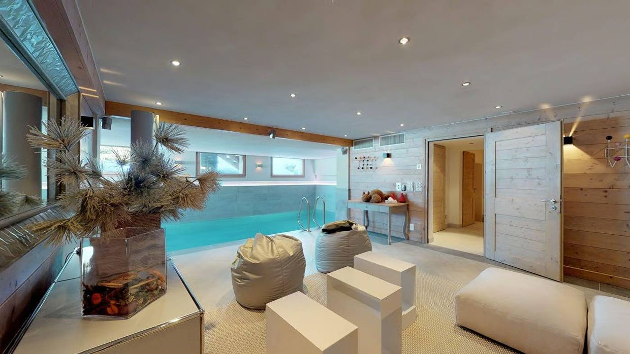 Luxury-Ski-Chalet-Verbier-Chalet-Albert-Luc-OSC-Pool.jpg
