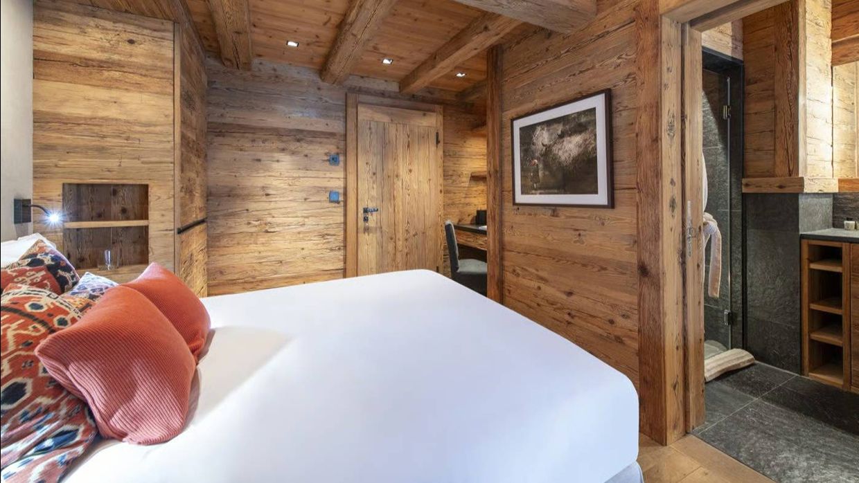 Luxury-Ski-Chalet-Verbier-Marmotte-Penthouse-OSC-Bedroom2.jpg
