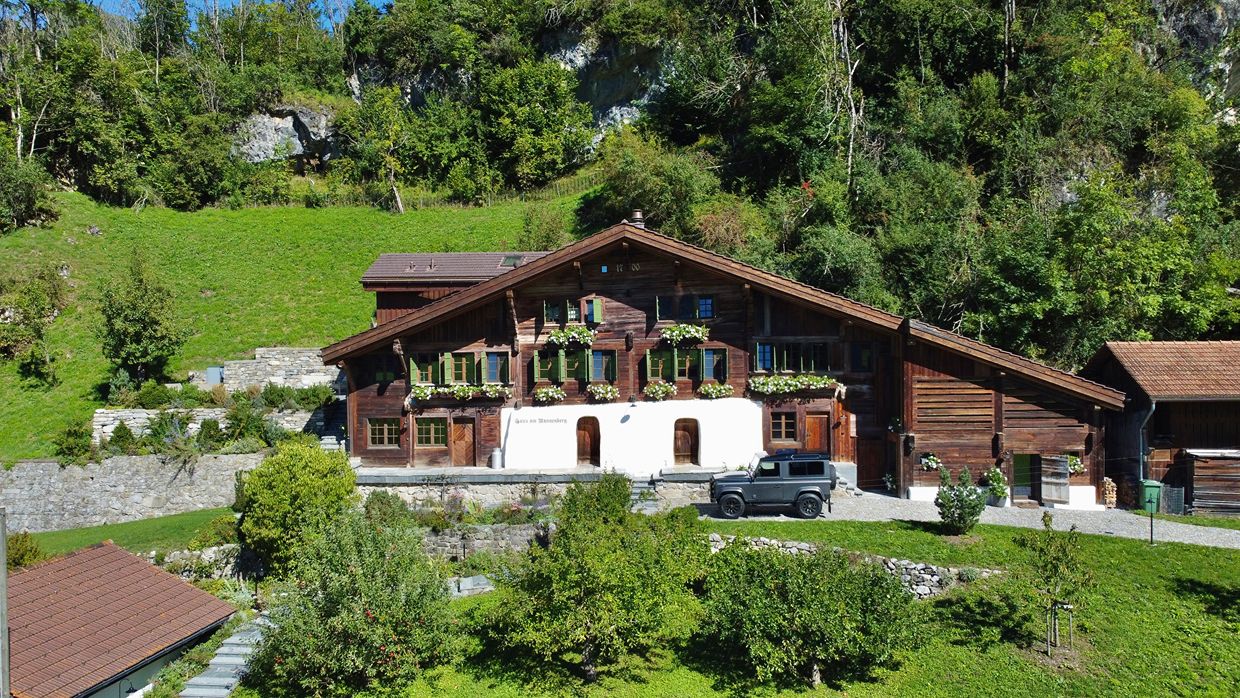 Luxury-Ski-Chalet-Gstaad-HausMannenberg-OSC-Chalet (6).jpg