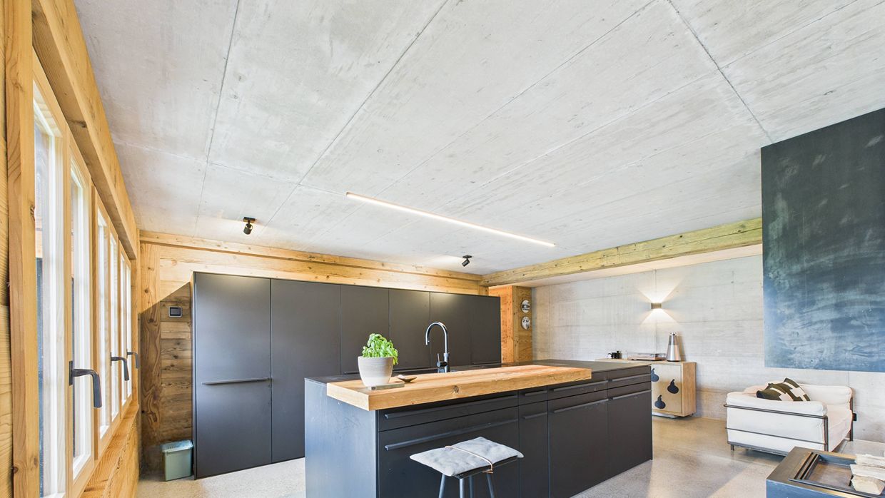 Luxury-Ski-Chalet-Gstaad-HausMannenberg-OSC-Kitchen (3).jpg