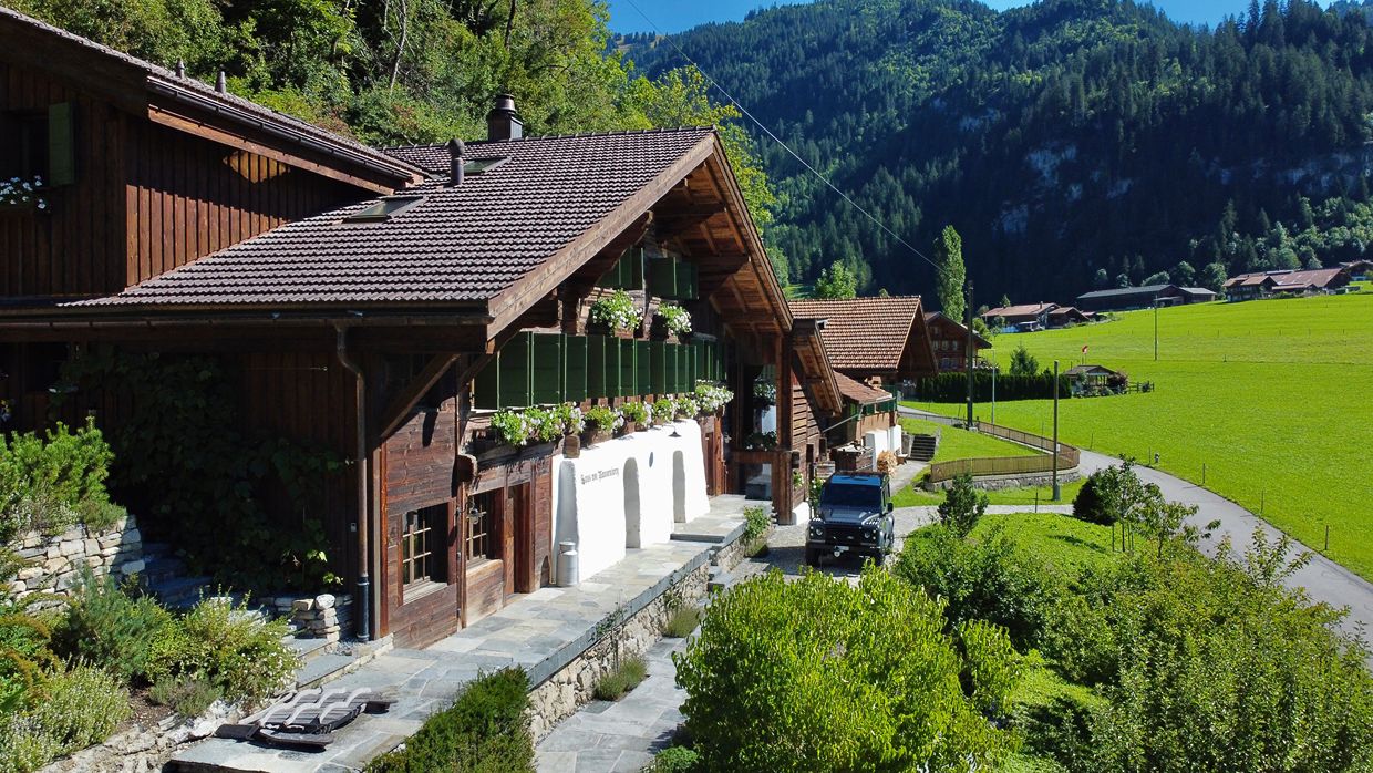 Luxury-Ski-Chalet-Gstaad-HausMannenberg-OSC-Chalet (16).jpg