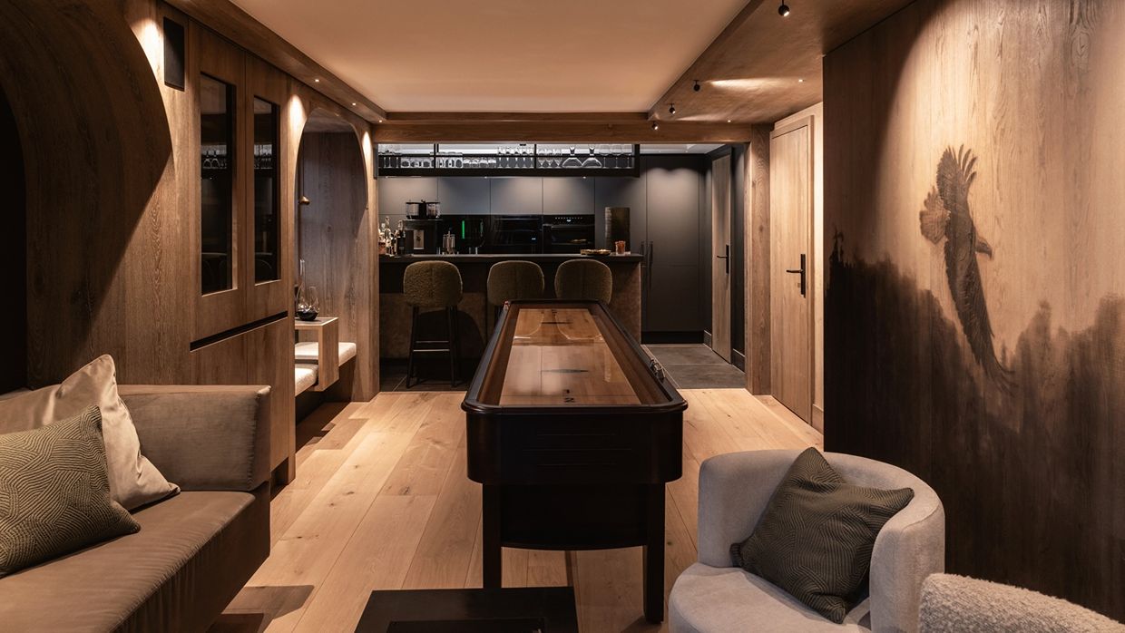 Luxury-Ski-Chalet-Lech-Bergmähder-OSC- Shared-Bar.jpeg