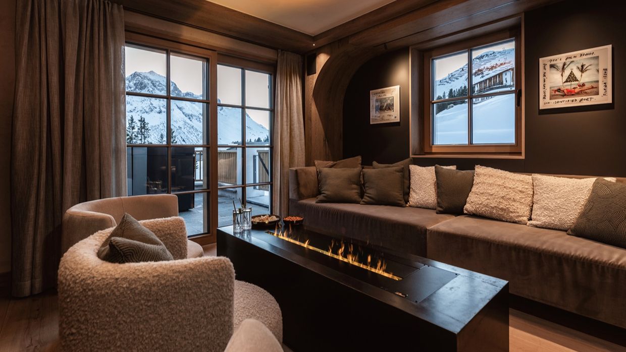 Luxury-Ski-Chalet-Lech-Bergmähder-OSC- Shared-Lounge.jpeg