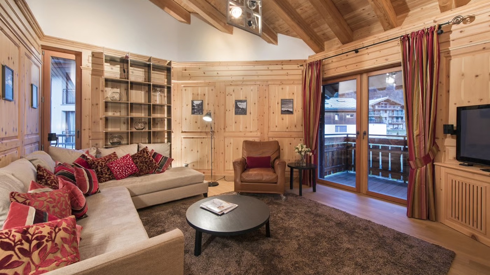 Luxury-Ski-Chalet-Zermatt-Chalet-Alex-Oxford-Ski-Cinema-Room.jpg