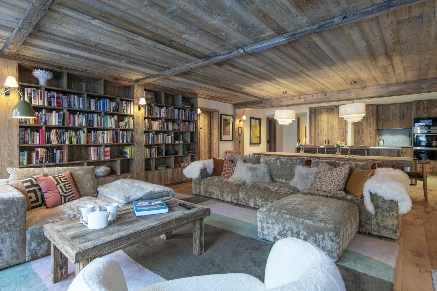 Luxury-Ski-Chalet-Val-D-Isere-Arolay-Apartment2-Oxford-Ski-Lounge3.jpg