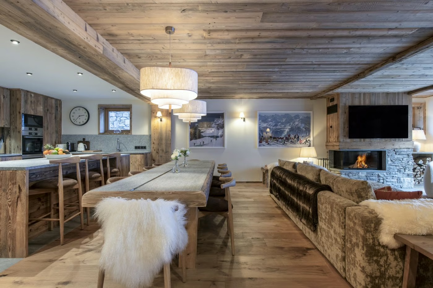 Luxury-Ski-Chalet-Val-D-Isere-Arolay-Apartment2-Oxford-Ski-Dining.jpg