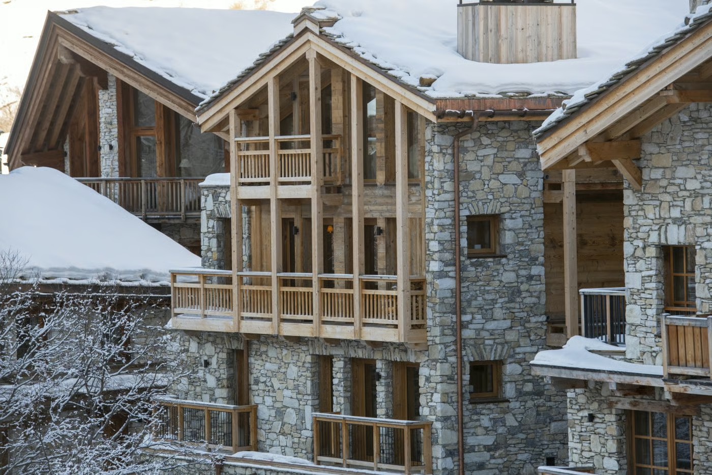 Luxury-Ski-Chalet-Val-D-Isere-Arolay-Apartment2-Oxford-Ski-Exterior3.jpg