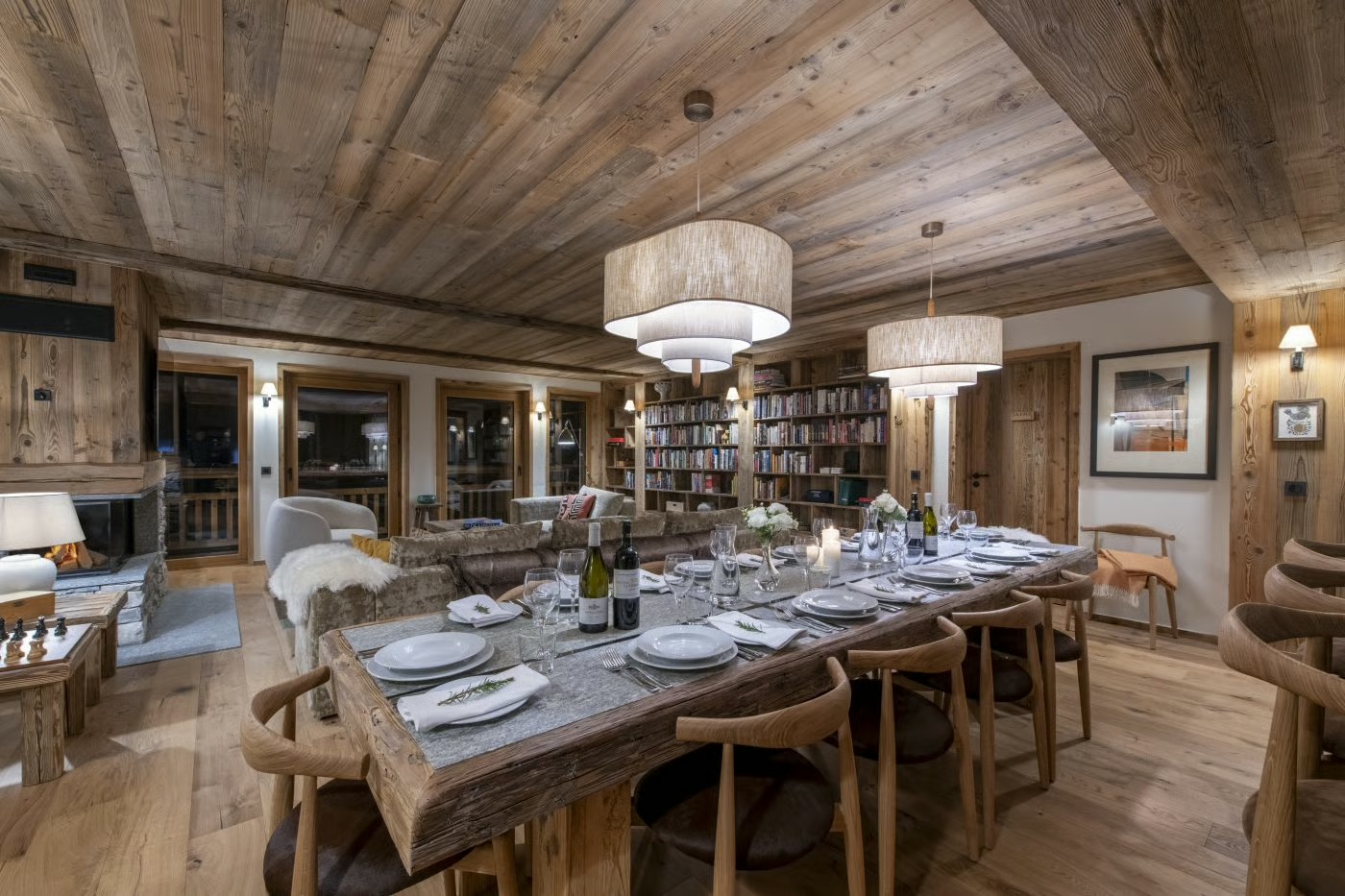 Luxury-Ski-Chalet-Val-D-Isere-Arolay-Apartment2-Oxford-Ski-Dining4.jpg